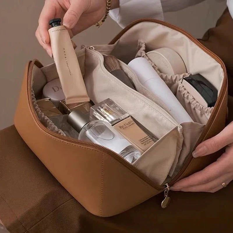 Skanto | Large Capacity Travel Makeup Bag