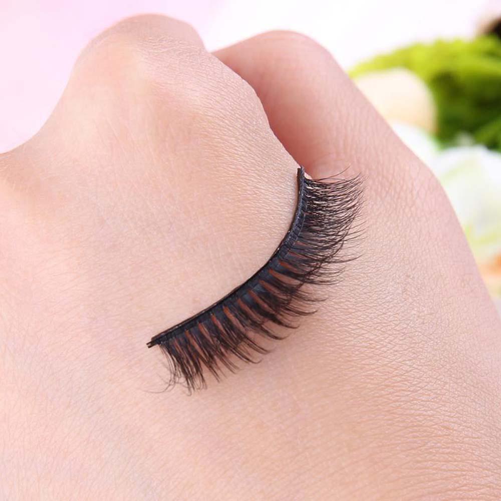 Skanto | Reusable Self-Adhesive Crinkled Lashes