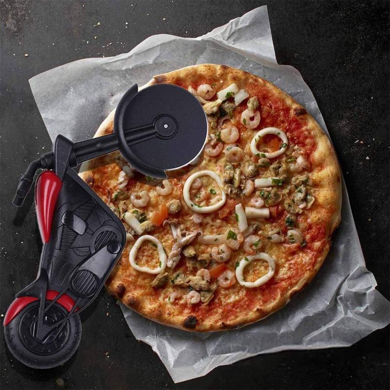 Skanto | Wheel Roller Pizza Cutter