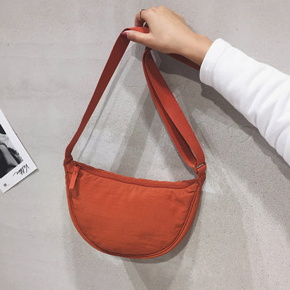 Skanto | Simple Crossbody Bag