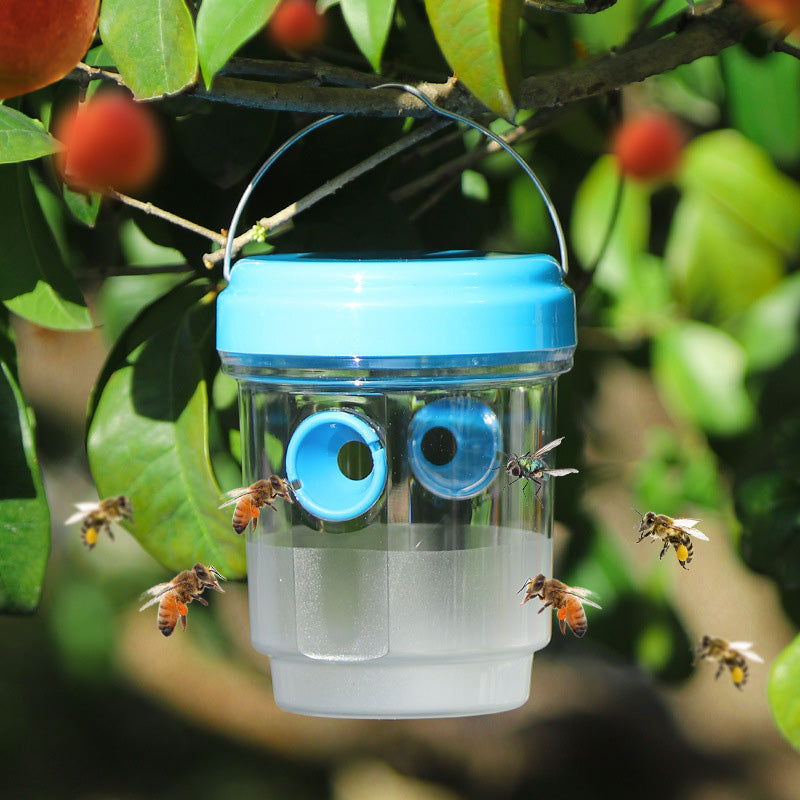 Solar-powered wasp trap with LED attraction | Karnz