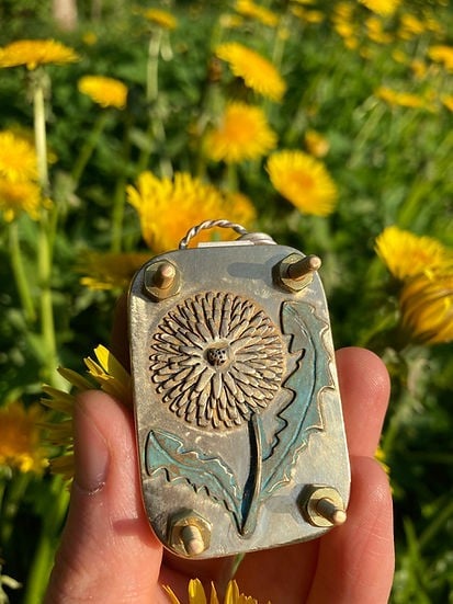 Kalsten | Mini Flower Press | Compact Botanical Keepsake Maker | Portable Craft Tool