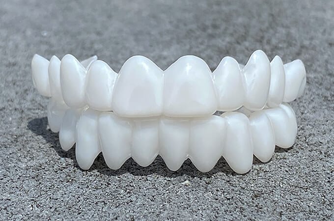 Skanto | Dentures