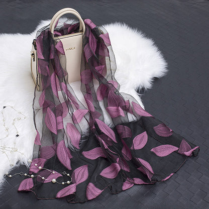 BowLift | Silk scarf with cut flowers hollow motif