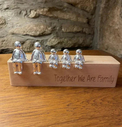 BowLift | TimelessFamily – The sculpture that makes love visible