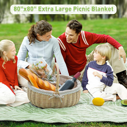 Extra large, waterproof picnic blanket 200 x 200 cm with 3 layers – MeadowRest