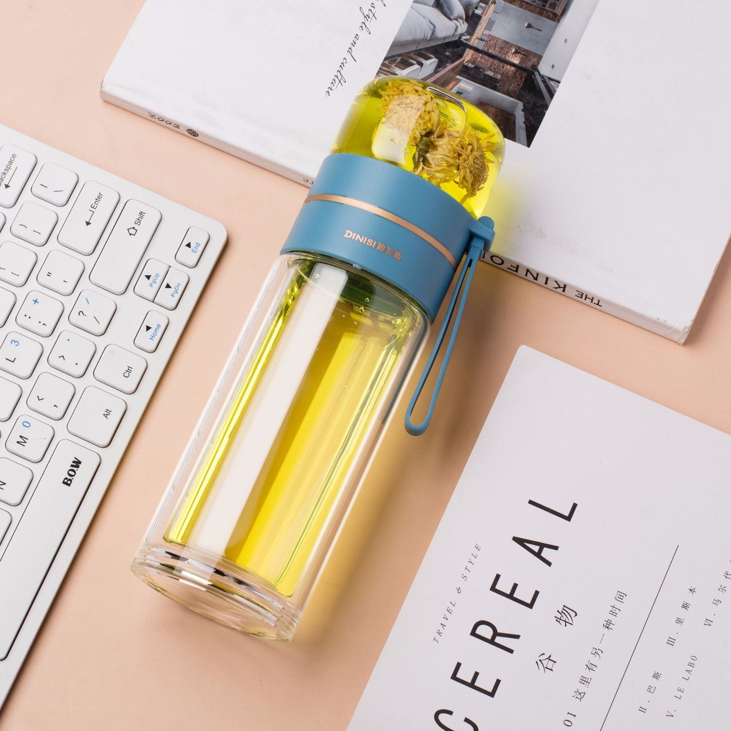 Skanto infuser in crystal clear glass