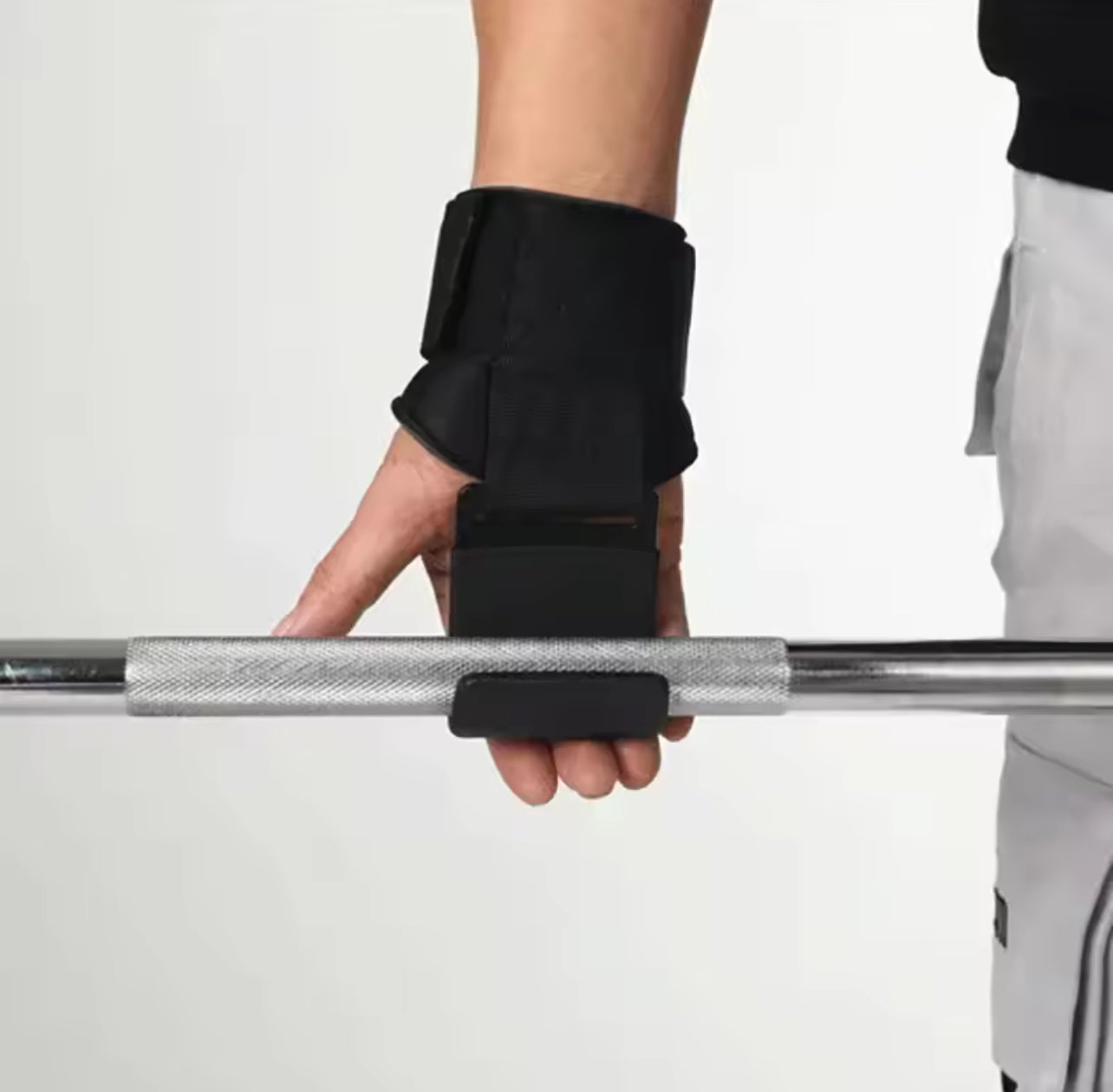 BowLift | PowerHook Pro — Unleash your power and hold every grip as if it were your last!