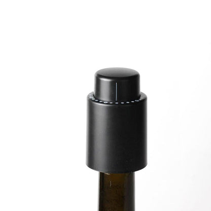 BowLift | Wine bottle stopper