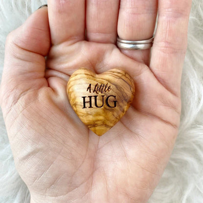 Skanto Skanto | Little Pocket Hug Wood Heart Token
