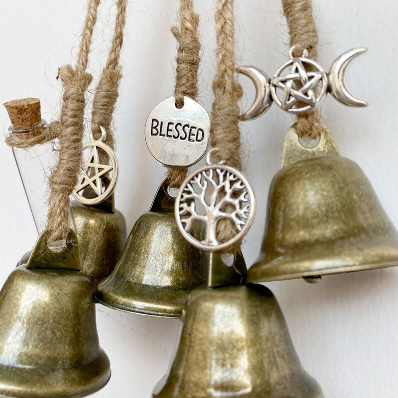 Skanto | Creative Witch Bell Memorial Decoration
