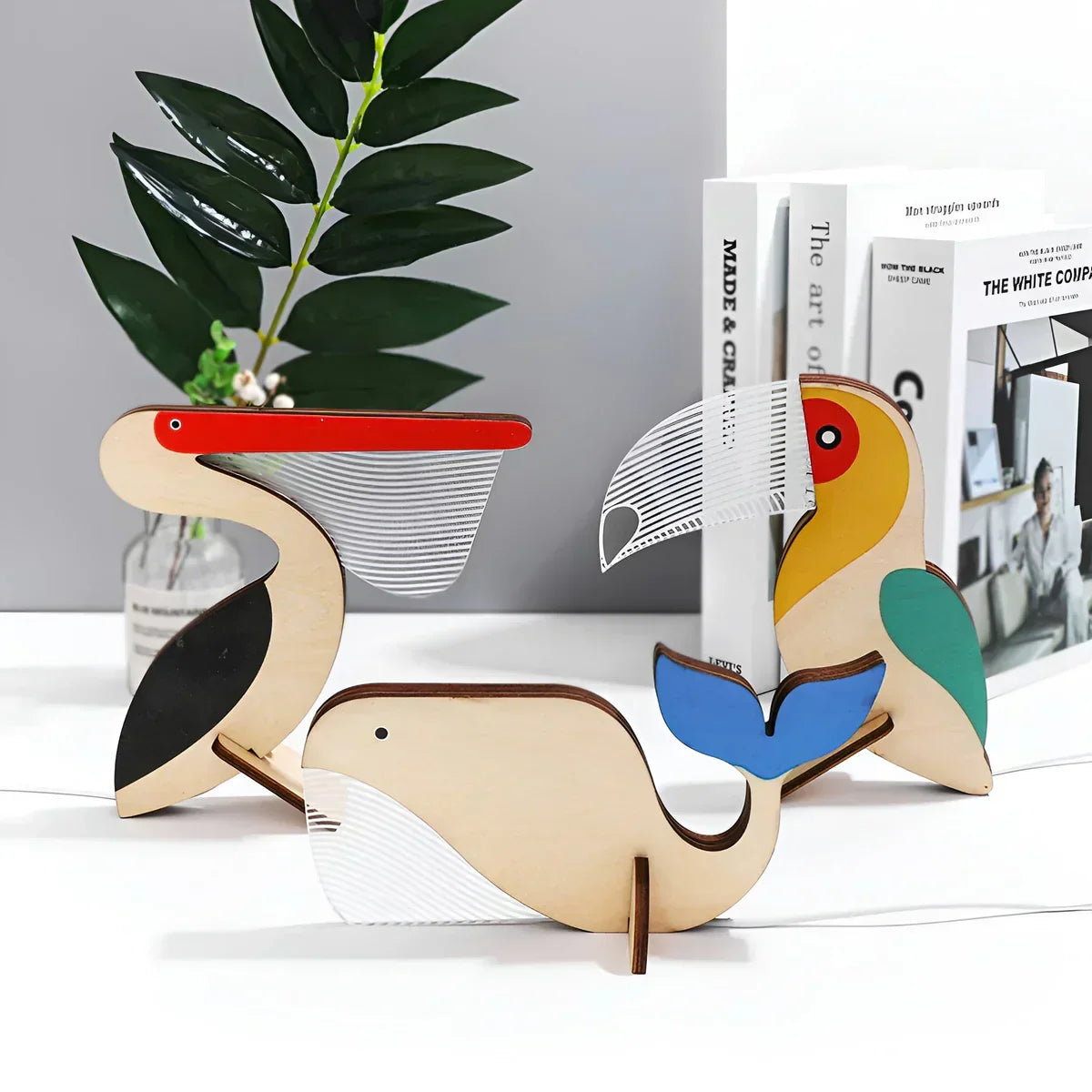 Skanto | Animal Figure Table Lamp Made of Wood