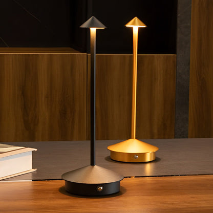 Skanto | Pina Pro - Stylish Dimmable USB Table Lamp