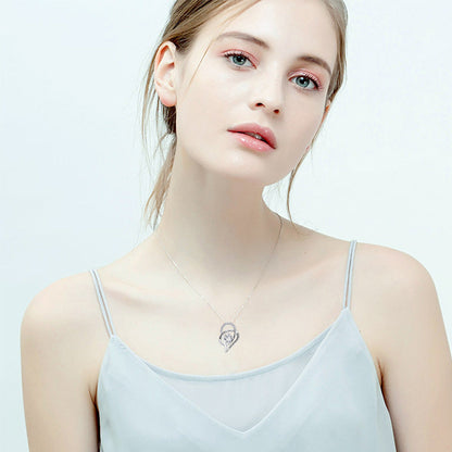 Skanto | Letter Heart Necklace for Mom