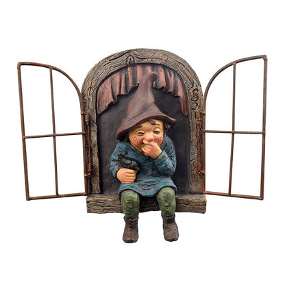 Garden Gnome Figurine | Skanto