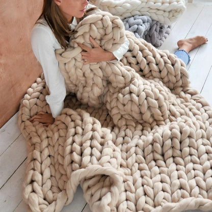 BowLift | DIY Chunky XL 1000 gram Yarn for Soft Blankets