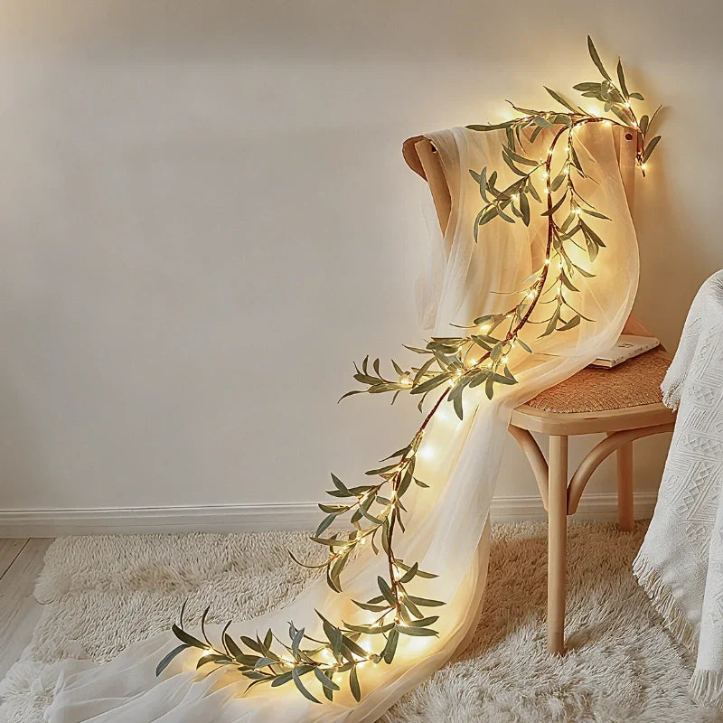 BowLift | Botanical Garland Light