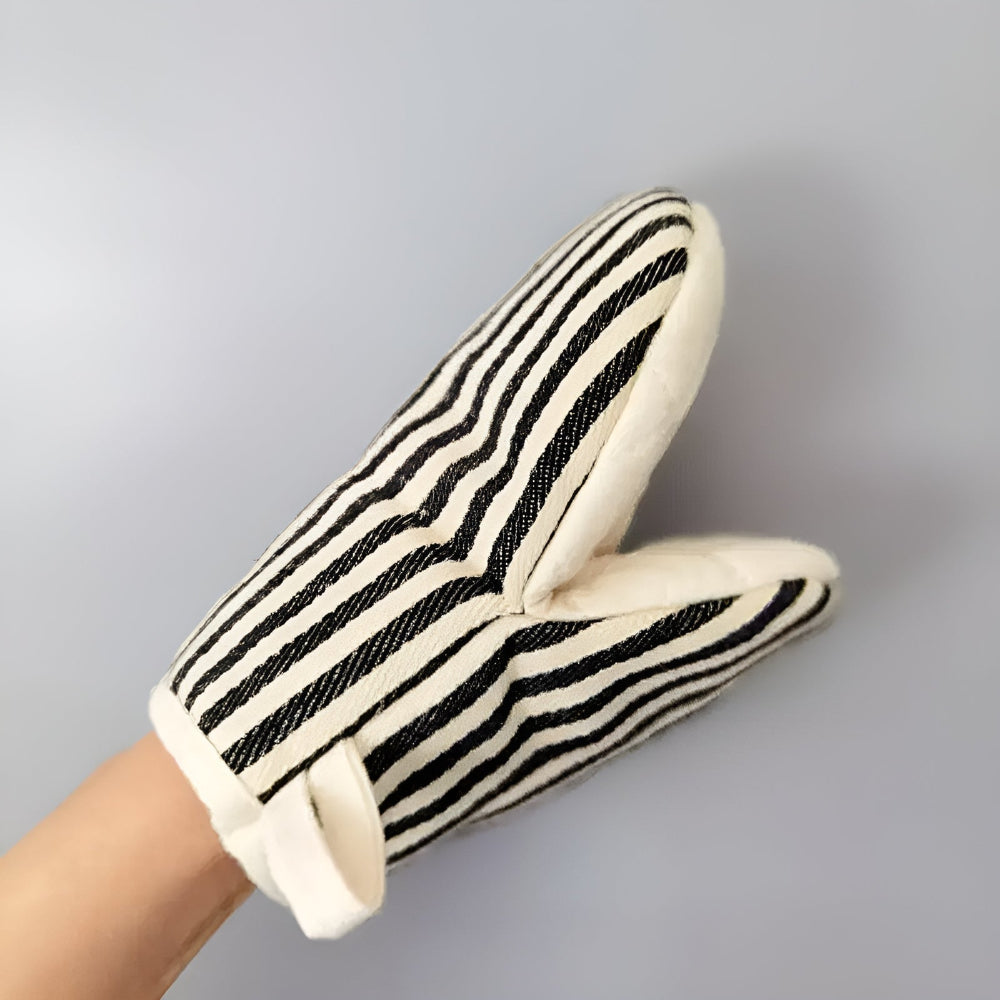 Skanto | Striped Heat-Resistant Kitchen Mitts