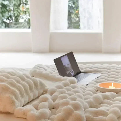 Skanto | Cozy Faux Fur Throw