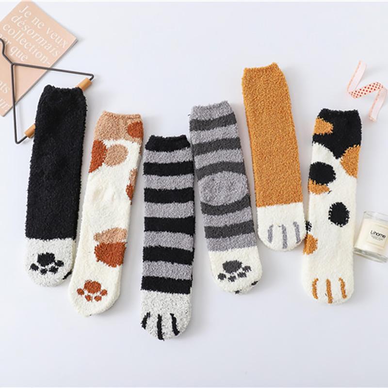 Skanto | Fluffy Fuzzy Cat Paw Socks