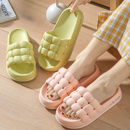Skanto | Indoor Bread Platform Slippers