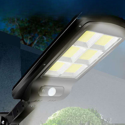 Skanto | Solar Gate Light with 4000 Lumens (Clearance Sale)