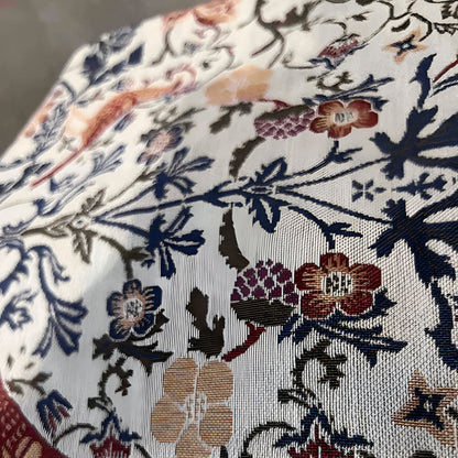 Skanto | Vintage Floral & Bird Jacquard Table Runner