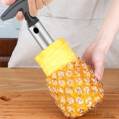 BowLift | Pineapple corer & slicer