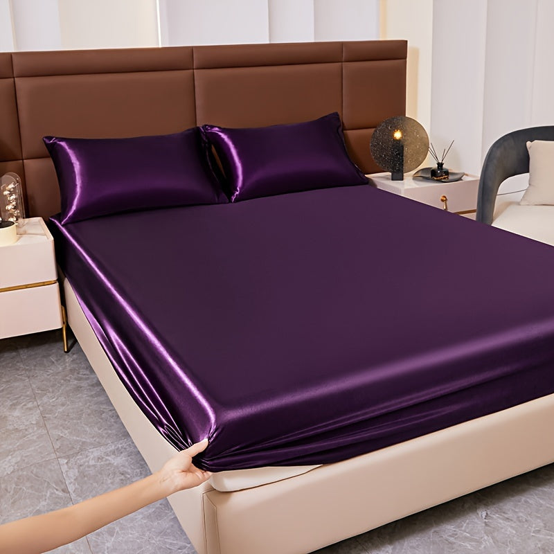 Skanto | 3-Piece Satin Fitted Sheet Set – Includes 1 Fitted Sheet and 2 Pillowcases (No Inserts) – Soft, Comfortable, and Breathable Bedding, Solid Color Mattress Topper for Bedroom and Guest Room