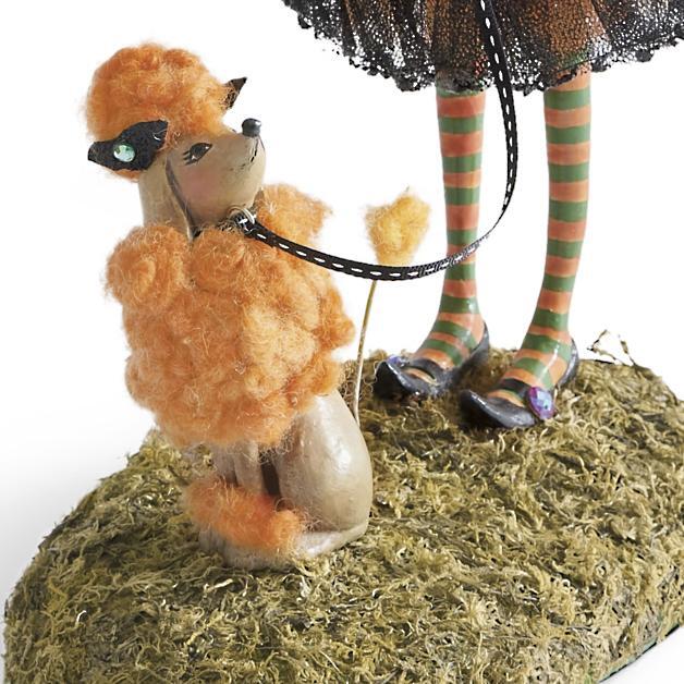 Frendorf | Halloween Figurine | Handmade Witch Decoration | Resin