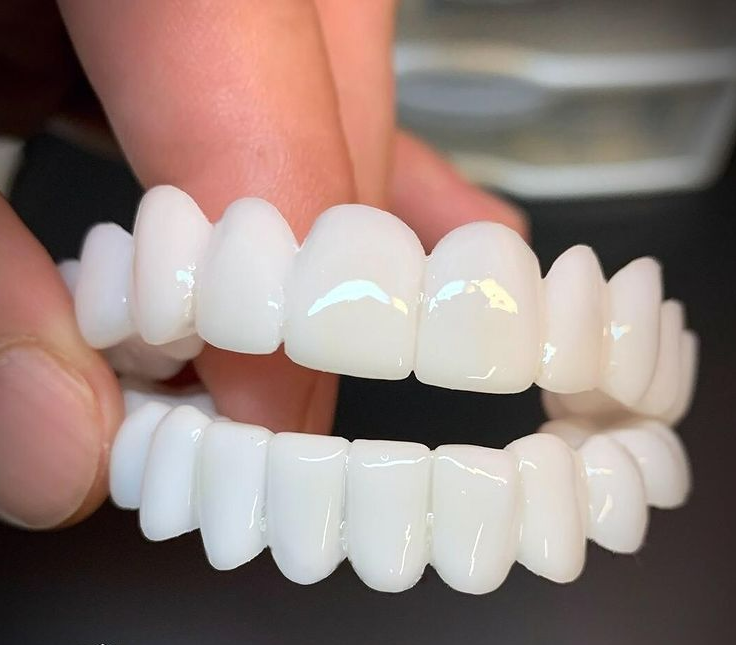 BowLift | Dental prosthesis