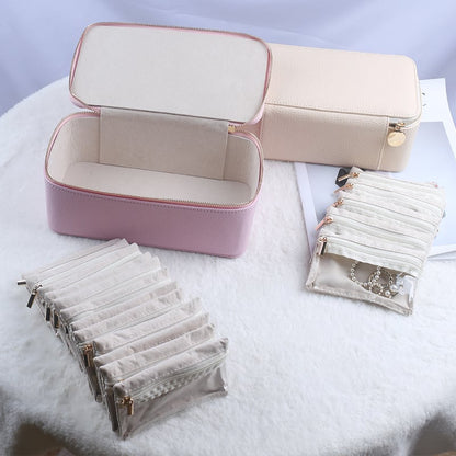 Jewelry box with 12 zipper compartments | Bowlift