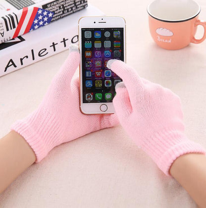 Skanto | ThermoGrip Winter Gloves – Warm, Waterproof, and Touchscreen Compatible