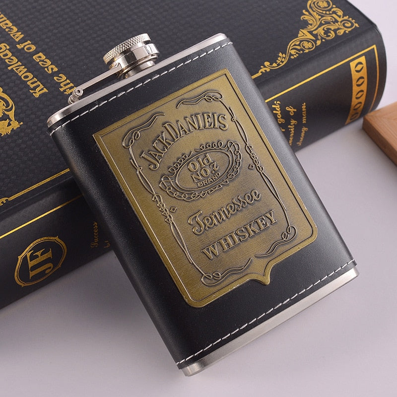Skanto | 8oz Whisky Flask Stainless Steel Alcohol Funnel Hip Flask Embroidered Gold Silk Fabric Packaging Gift Box Set