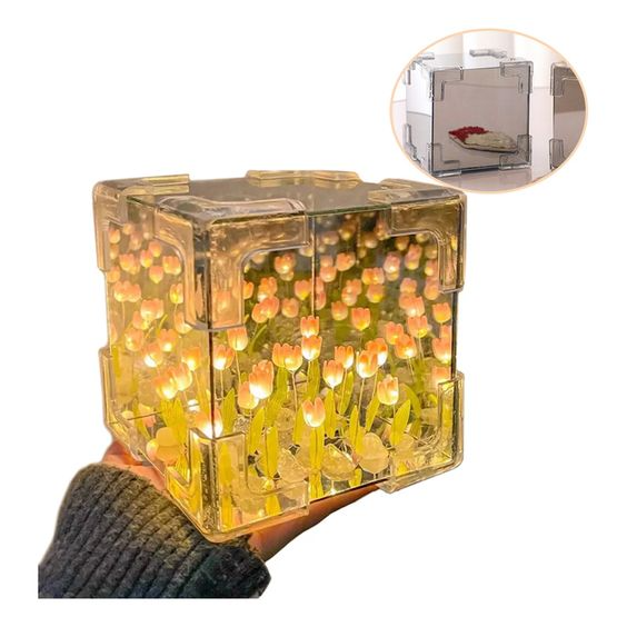 Blossom Box | Magical Tulip Light | Skanto