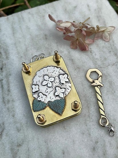 BowLift | Mini Flower Press | Compact Botanical Keepsake Maker | Portable Craft Tool