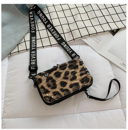 Brehn | Crossbody Bag Hard Shell Compact Shoulder Bag