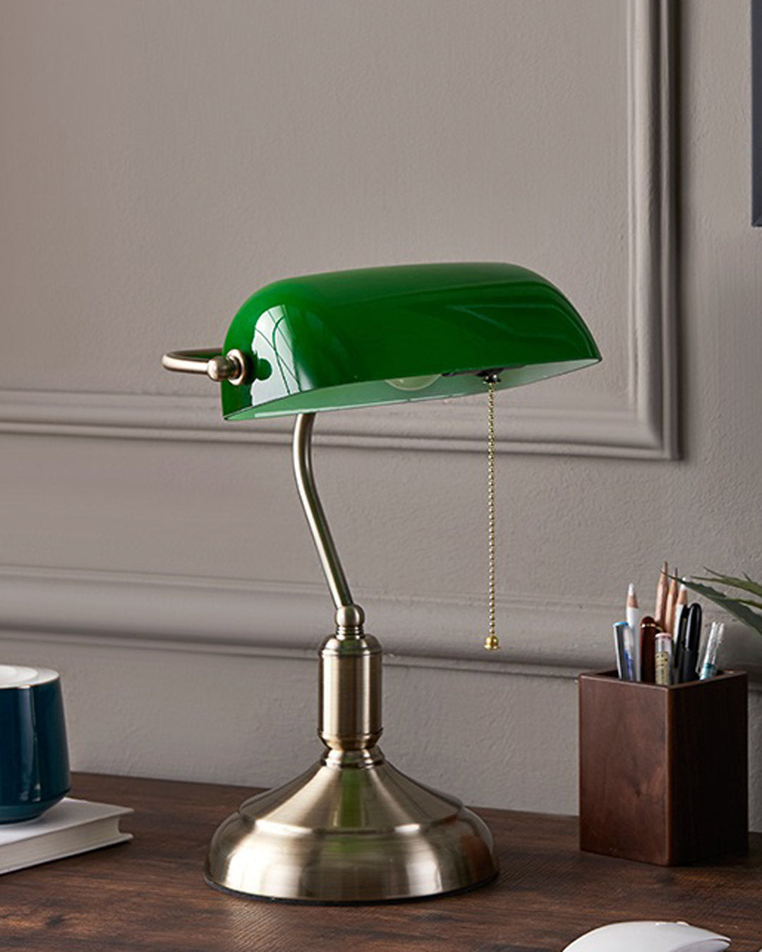Skanto | Classic Banker's Lamp