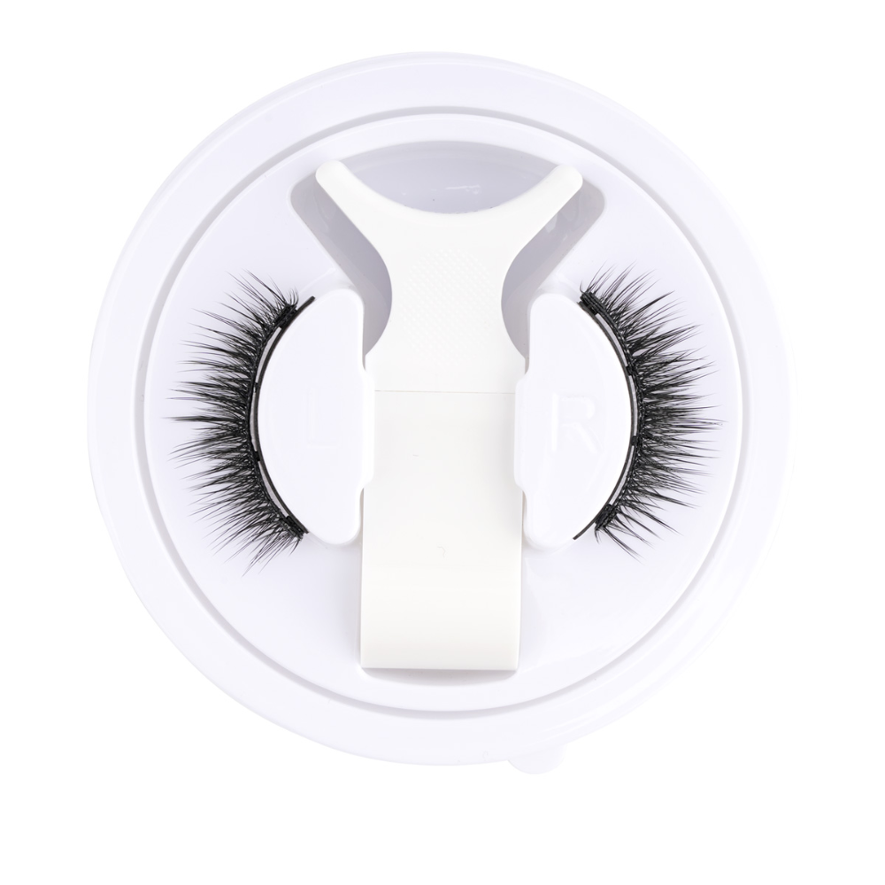 Skanto | Reusable Magnetic Eyelash Kit and Tweezers – No Glue Included
