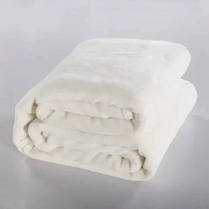 Skanto | Maxime | Cozy Fleece Blanket for All Seasons - Extra Soft and Warm