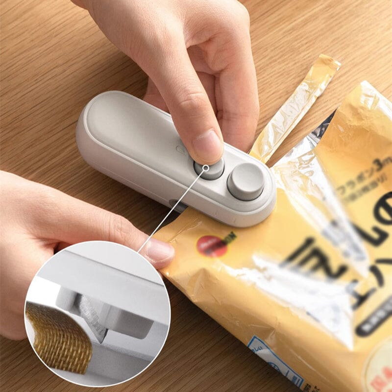 Skanto | Mini Handheld Chip Bag Sealer