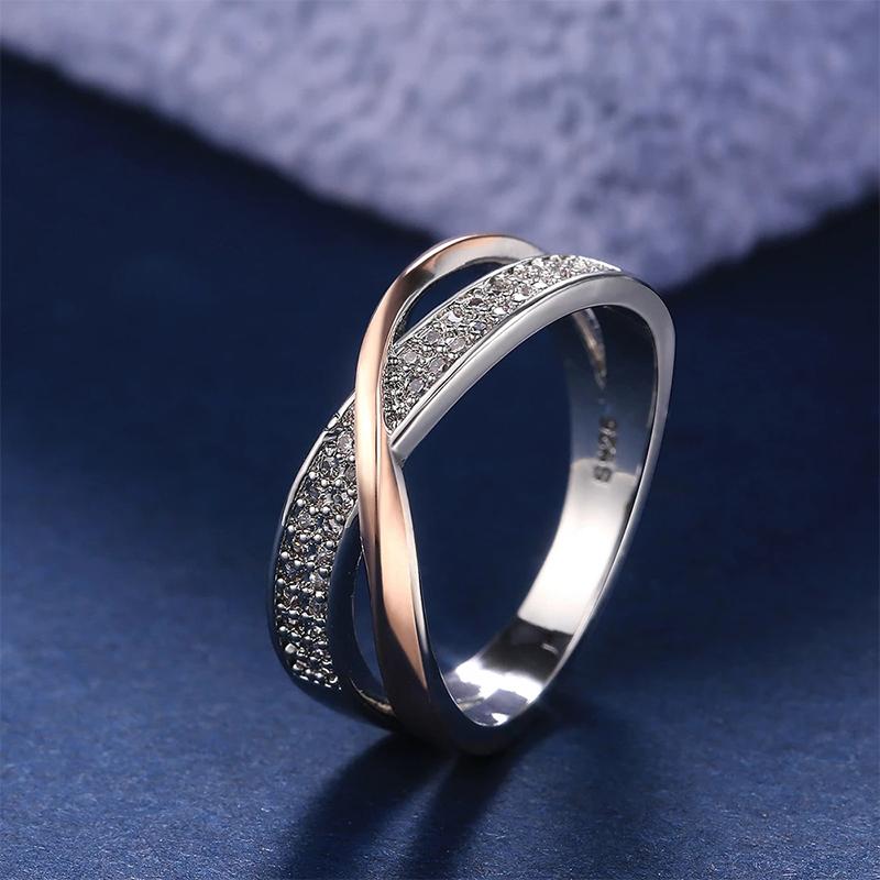 Skanto | X Form Cross Ring for Women