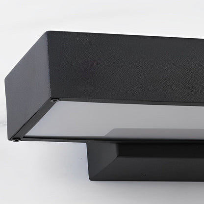 BowLift | Modern LED Wall Lamp with Motion Sensor and Black Housing