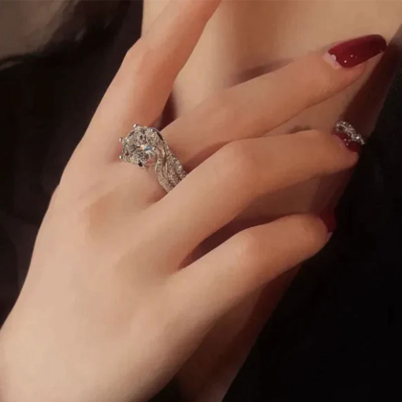 BowLift | Magnetic Moissanite Lymphatic Drainage Ring