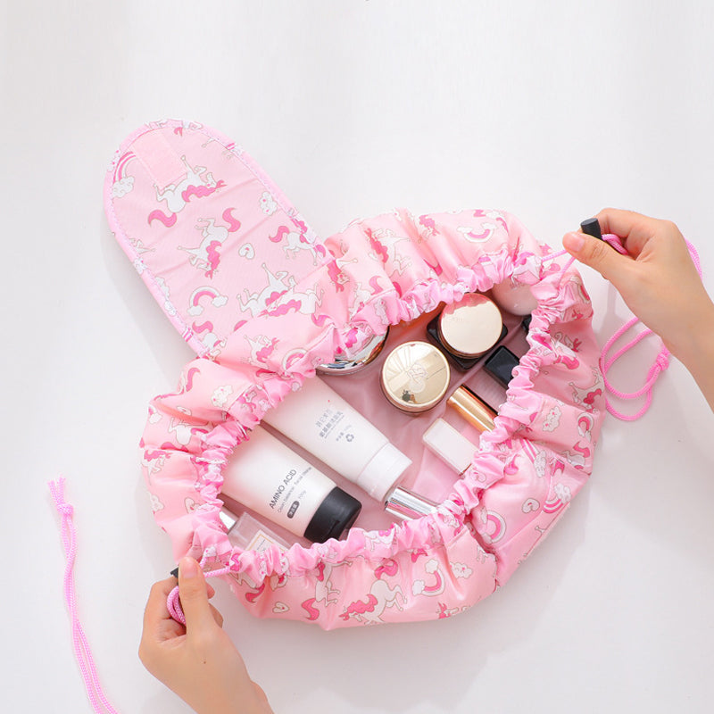 Magical cosmetic bag | Bowlift