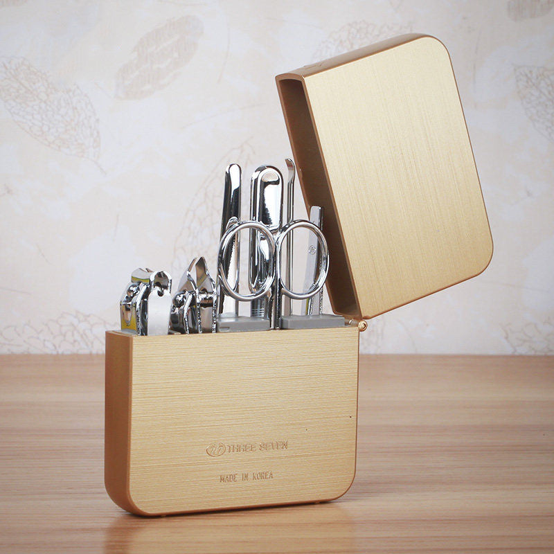 Skanto | 7-Piece Manicure Set, with 2 Nail Clippers, Beauty Scissors, Nail File, Ear Pick, for Fingernails & Toenails