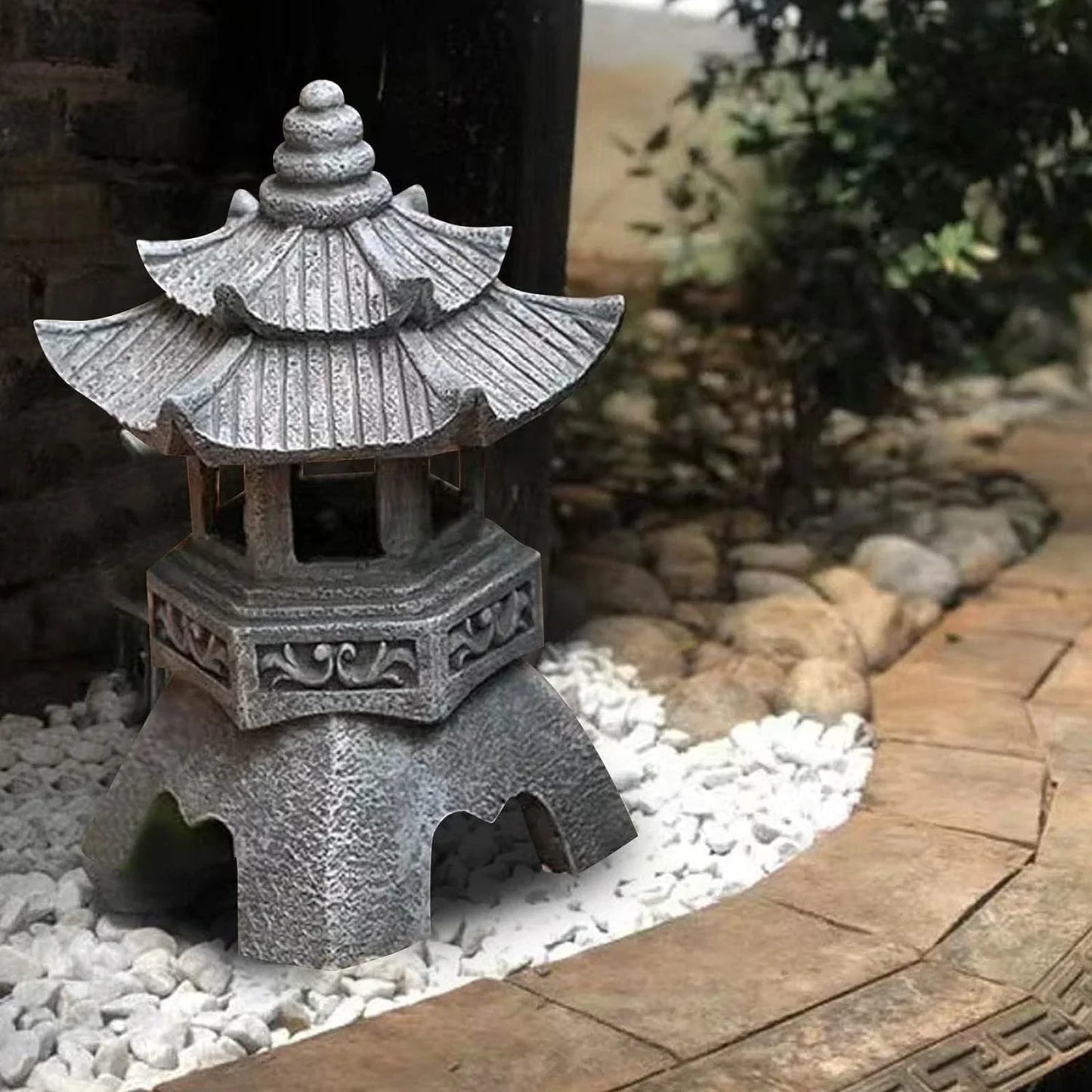 Japanese Garden Lantern – Weatherproof LED Outdoor Lighting for Zen Gardens | Karnz