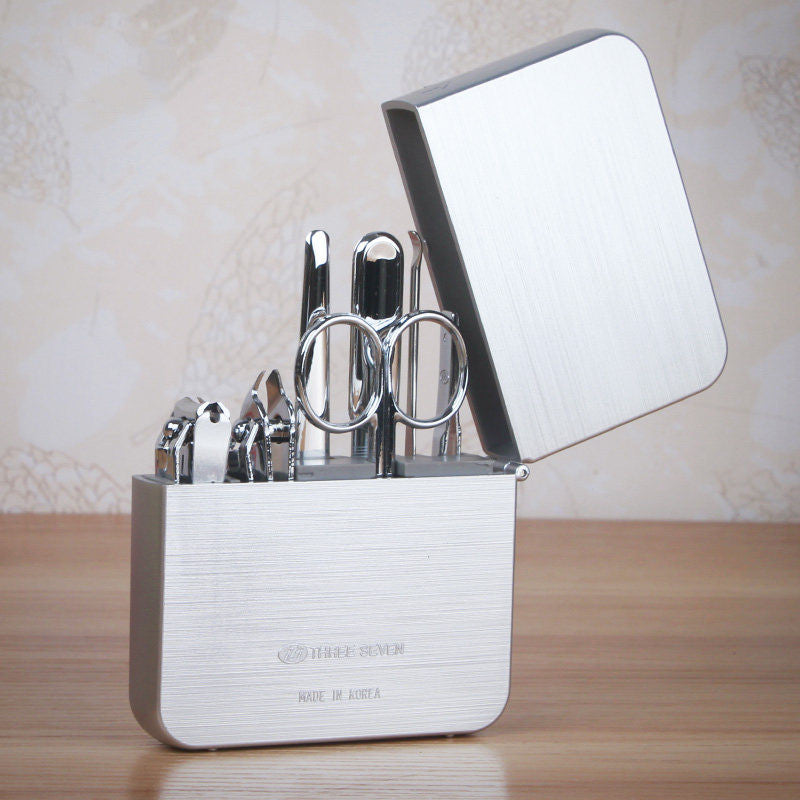 Skanto | 7-Piece Manicure Set, with 2 Nail Clippers, Beauty Scissors, Nail File, Ear Pick, for Fingernails & Toenails
