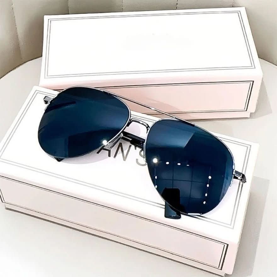 Skanto | Pilot Sunglasses for Men with Gradient and UV400 Protection