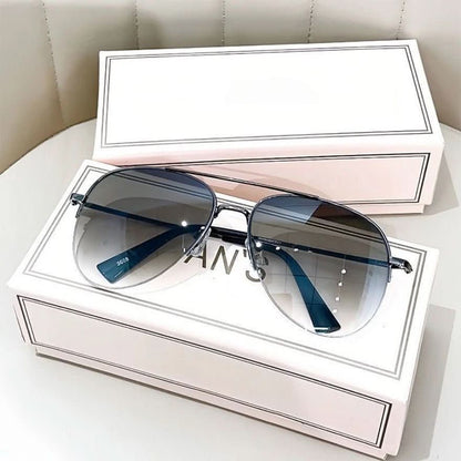 Men's gradient pilot sunglasses with UV400 protection